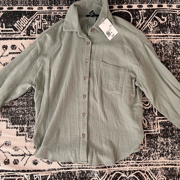 Forever 21 Tops - * Must Bundle * Sage Green Button-Up: Size S